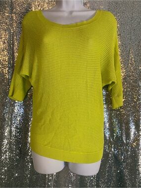 EXPRESS CHARTREUSE OPEN-KNIT SWEATER-Small-Not 4 blending in-Made 4 Bold!